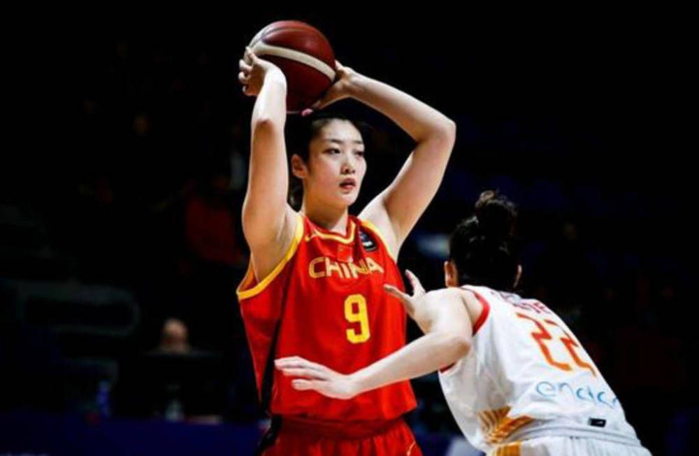 夜场鸭子弄得我高潮不断